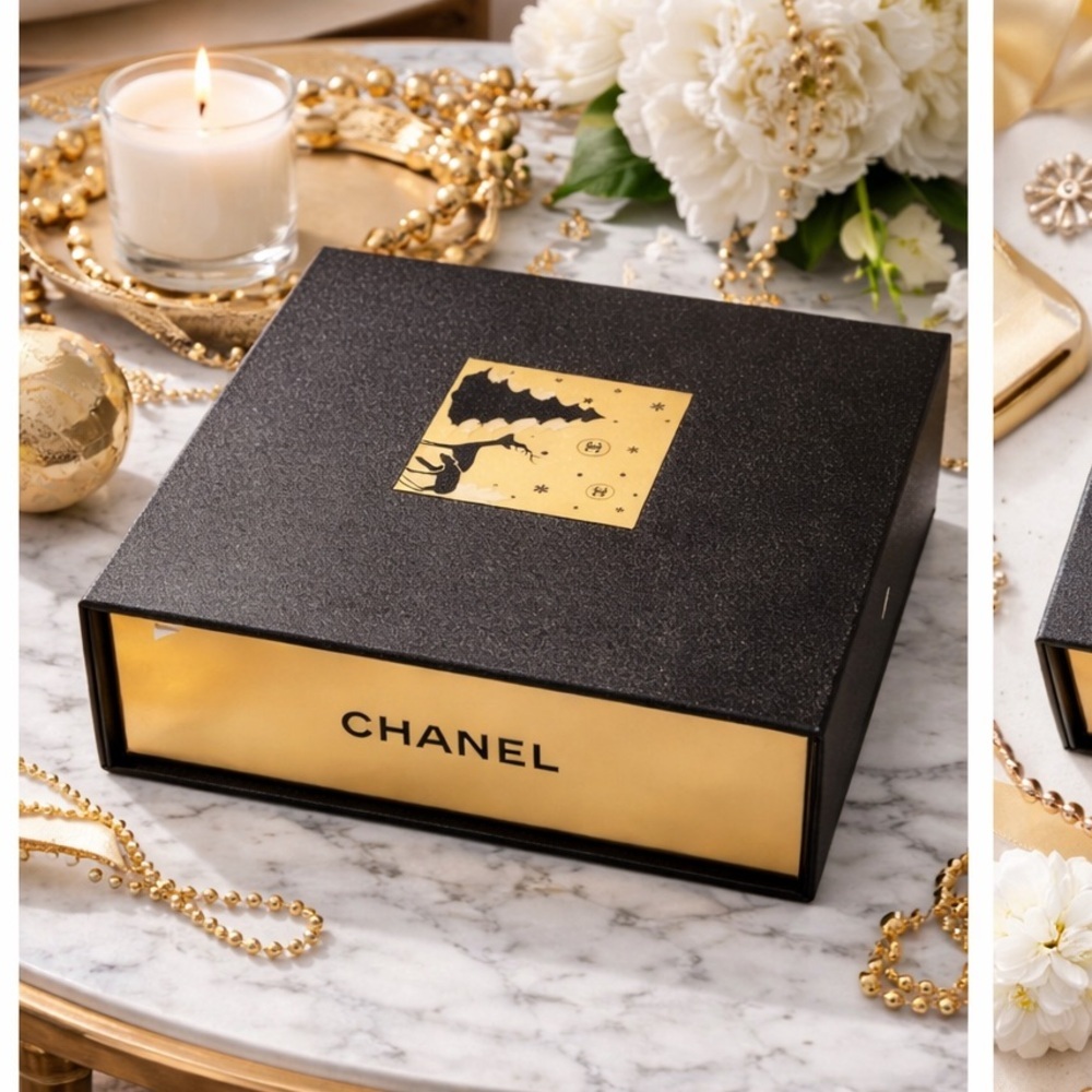 CHANEL Black and Gold Box Decorative magnetic closure Box Holiday edition